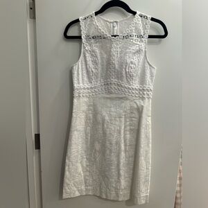 Lily Pulitzer (vintage) white dress size 0. Resort White Seacret Island dress.